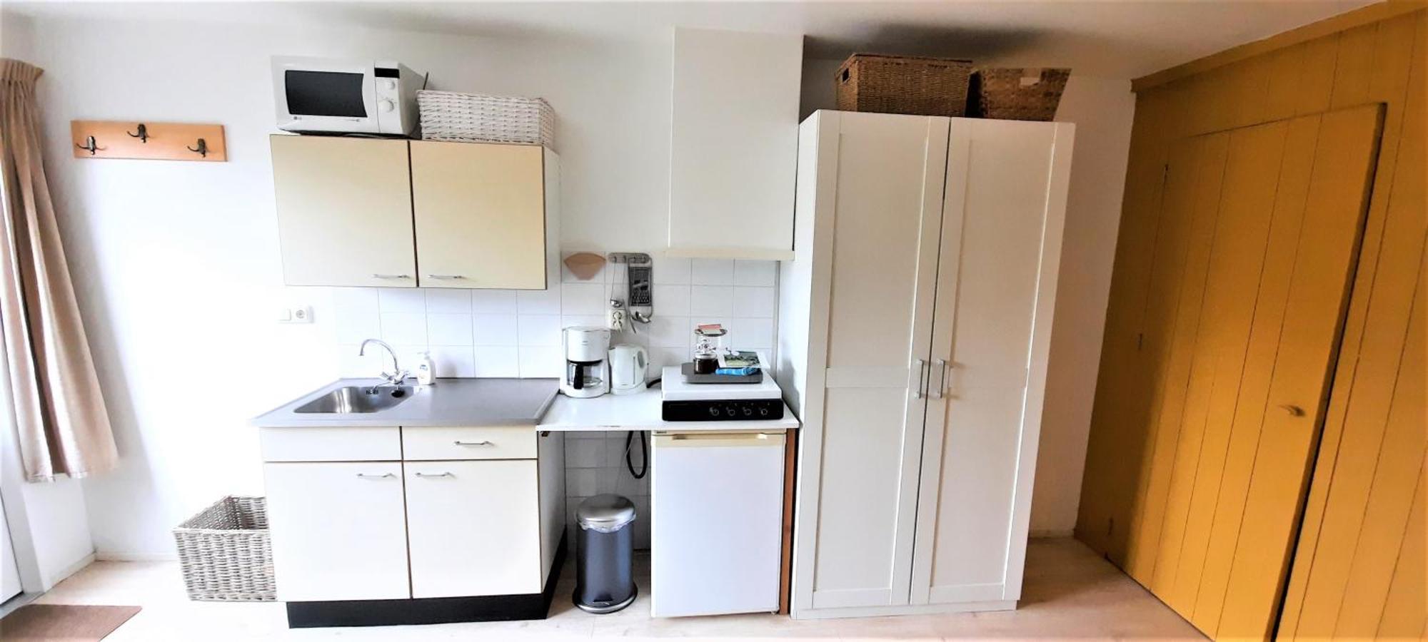 Appartement 2 Met Terras Aan De Tuin Van Op De Roemte Baflo Kültér fotó